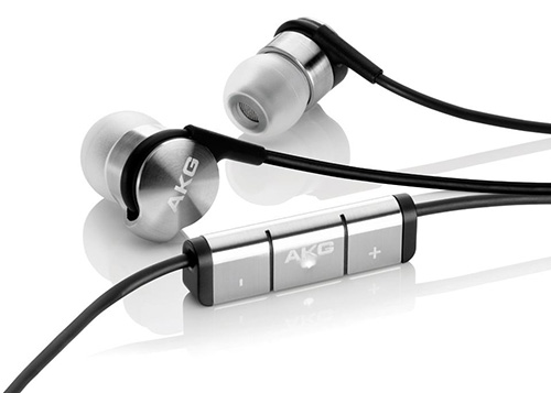 AKG K3003