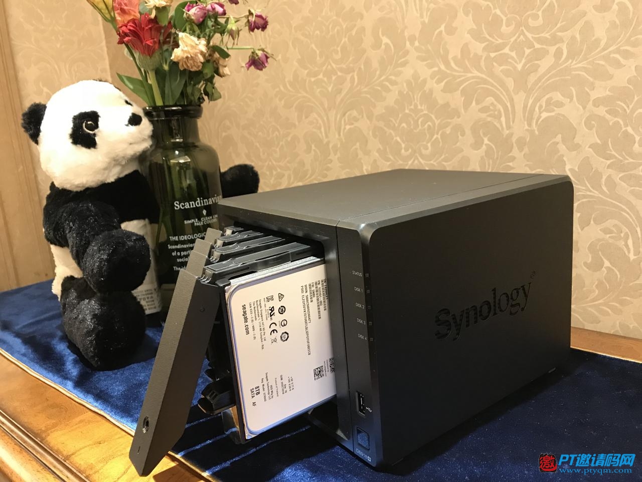 4K时代的PT下载及私人数据中心 群晖DS918+开箱评测