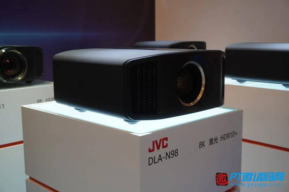 JVC发布4款家用型8K激光投影机,然并卵!